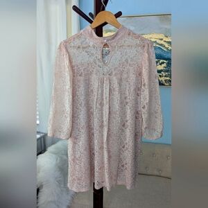 Eve & Maddie Woman's  Lace Top Size 1X